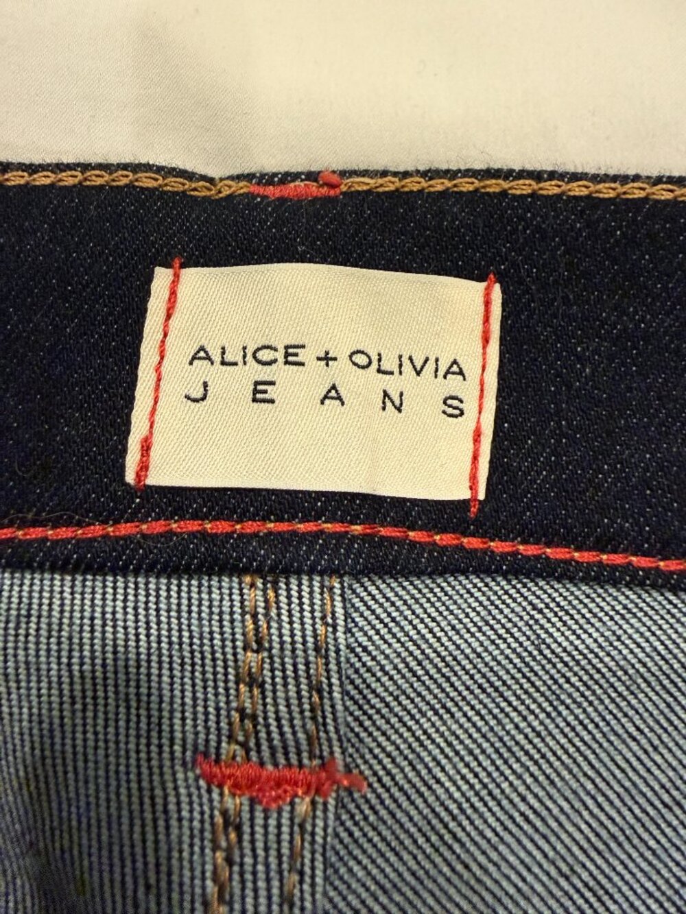 Alice + Olivia wide leg flared jeans, mid-rise, size 28 (M). - Picture 5 of 6